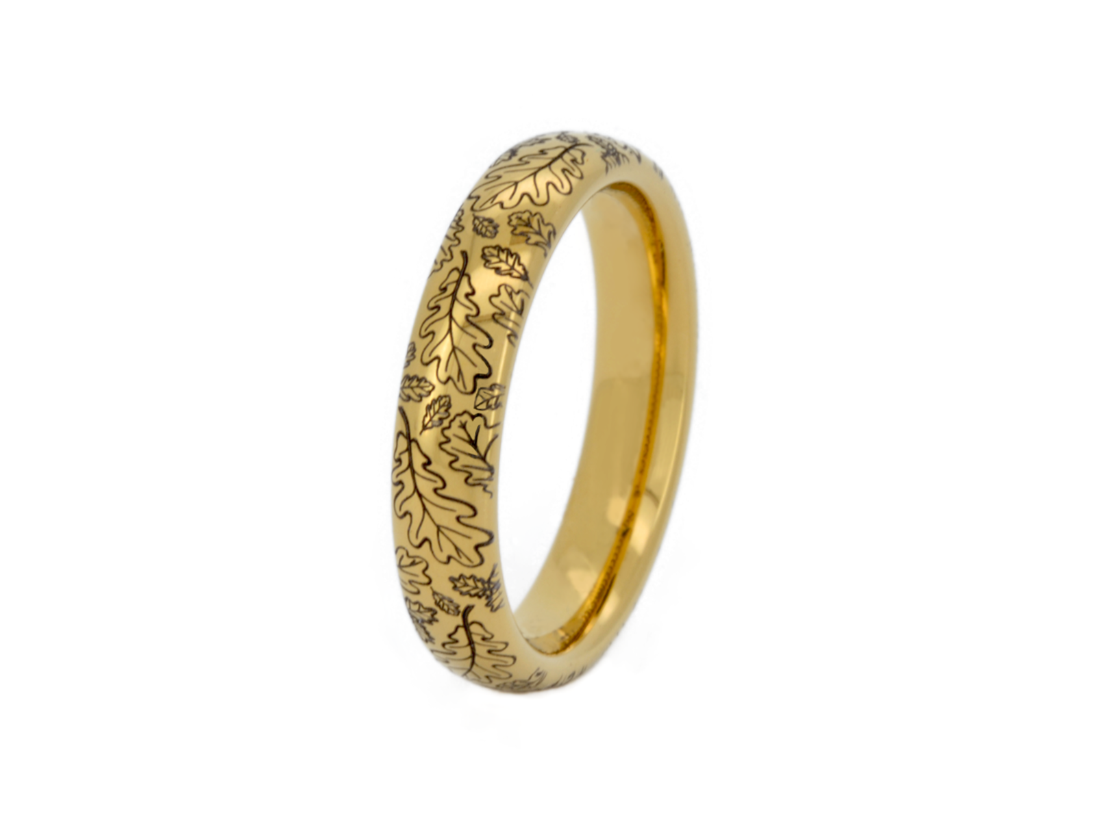 Elegant gold ring with intricate oak leaf engraving. This tungsten ring features a detailed oak leaf pattern that symbolizes strength and endurance. Perfect as a unique wedding band or stylish everyday accessory. High-quality craftsmanship combined with the durability of tungsten and the timeless appeal of gold.