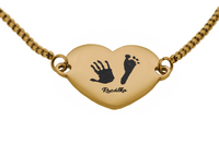 Náramek Bracelet Heart of Memories s přizpůsobitelným přívěskem na světlém pozadí.